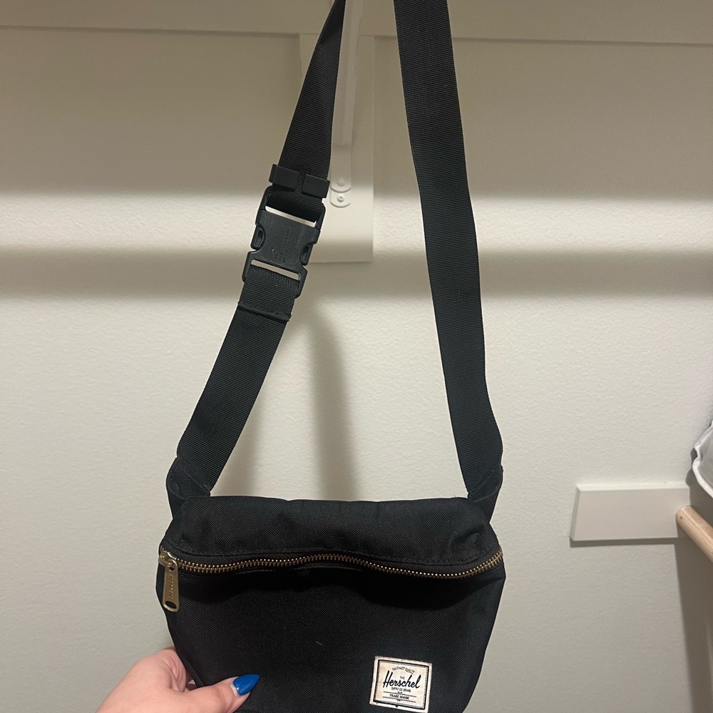 Black Hershel Fanny Pack